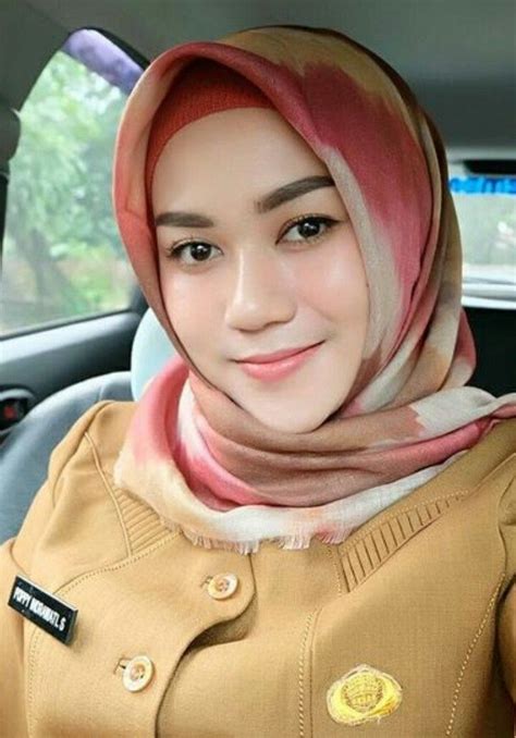 vidio mesum jilbab|indonesia jilbab mesum Search